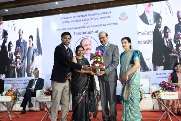 Honouring Padma Shree Dr Chandrashekhar Meshram